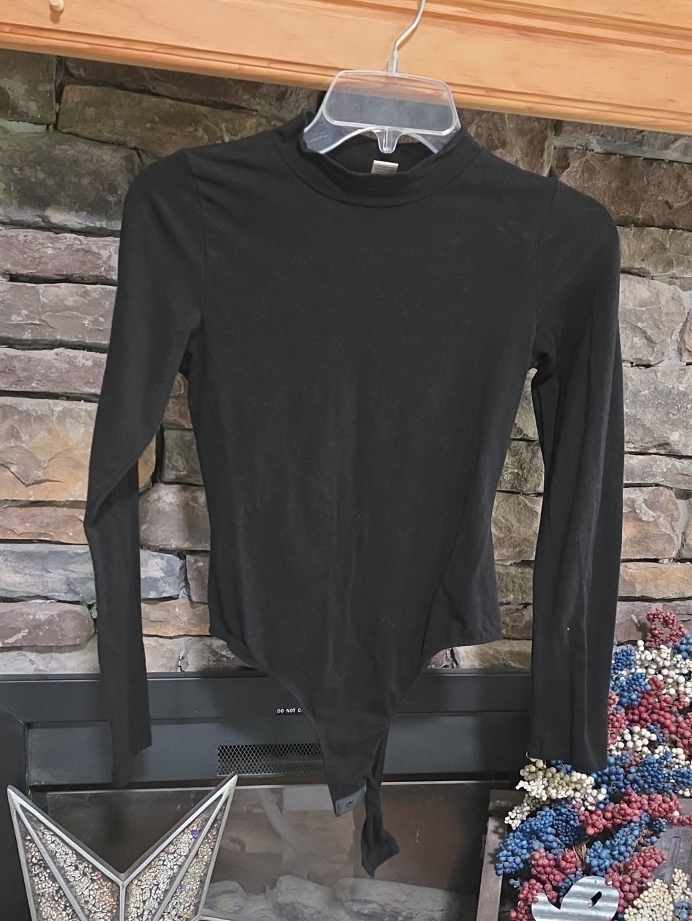 Black Long-Sleeve Mock Neck Bodysuit Sz M